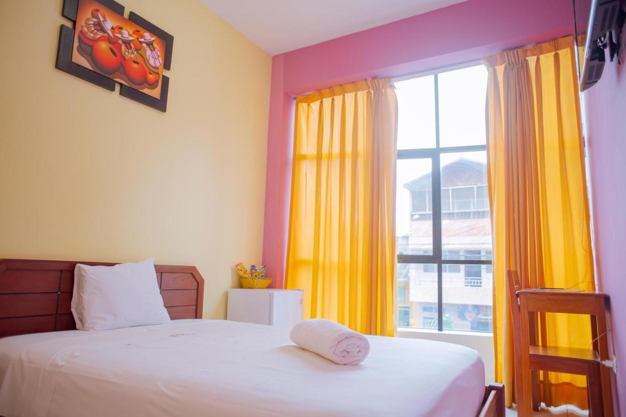 Hotel Jhor Bush Pucallpa Exterior foto